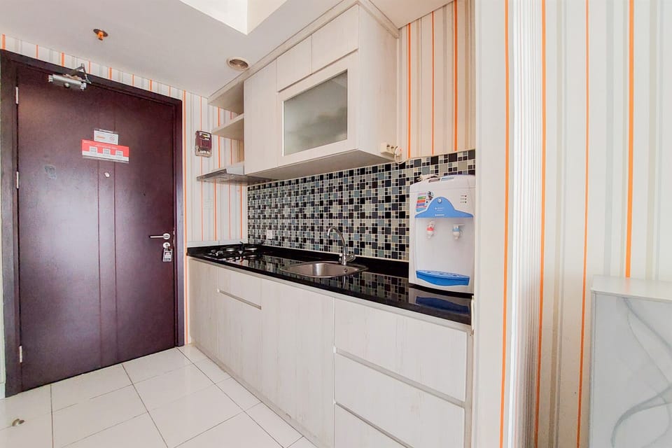 Studio | Private kitchen | Fridge, stovetop, rice cooker