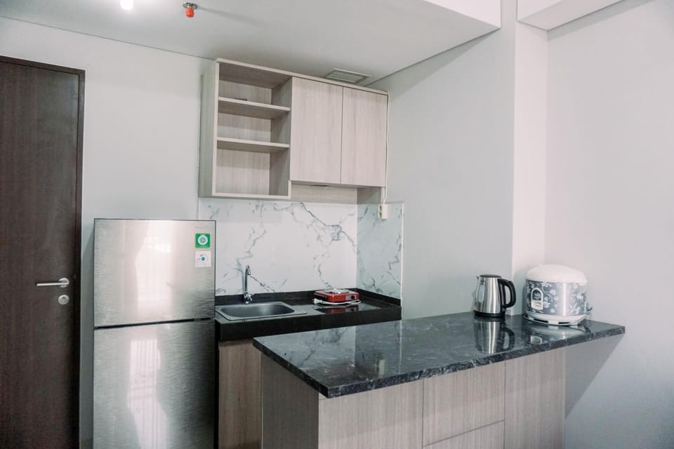 Apartment | Private kitchen | Fridge, stovetop, rice cooker
