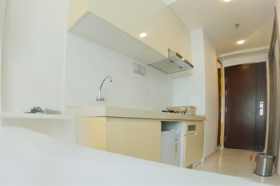 Studio, 1 Queen Bed | Desk