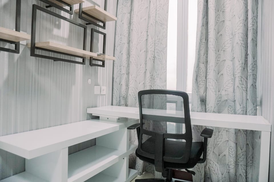 Studio | Desk