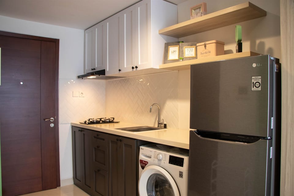 Studio | Private kitchen | Fridge, stovetop, rice cooker