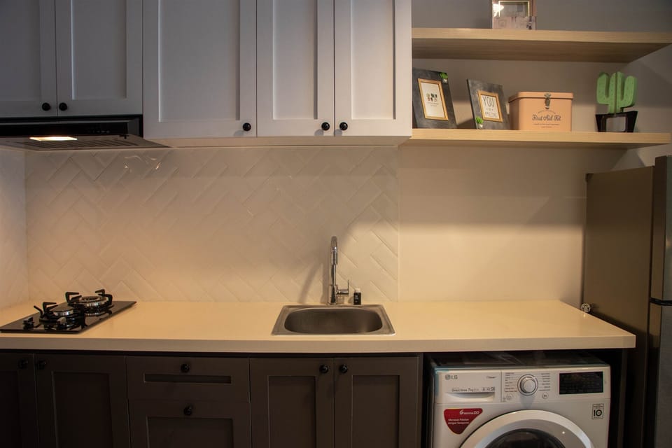 Studio | Private kitchen | Fridge, stovetop, rice cooker