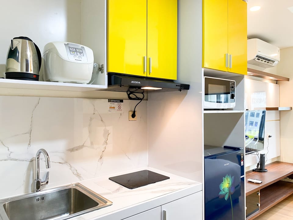 Studio | Private kitchen | Fridge, microwave, rice cooker