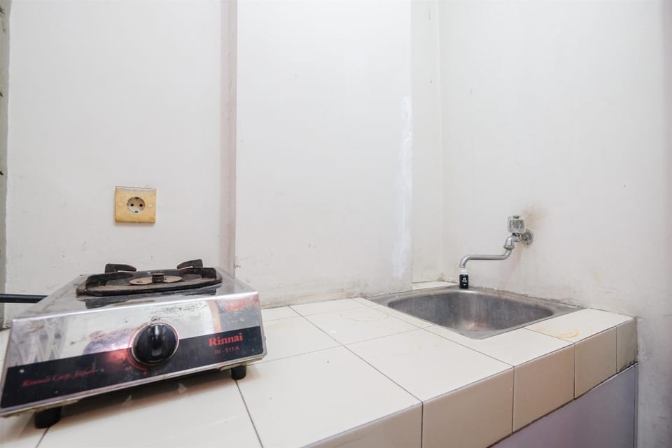 Studio | Private kitchen | Fridge, stovetop, rice cooker