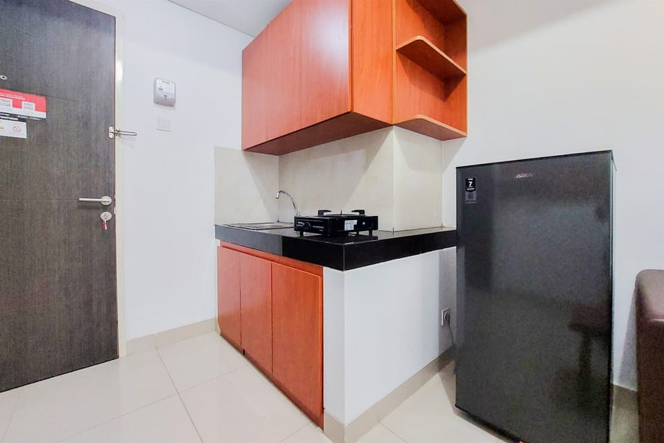 Apartment | Private kitchen | Fridge, stovetop, rice cooker