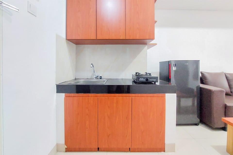 Apartment | Private kitchen | Fridge, stovetop, rice cooker