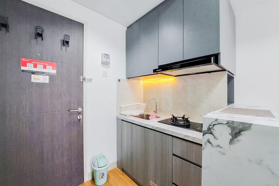Apartment | Private kitchen | Fridge, microwave, stovetop, rice cooker