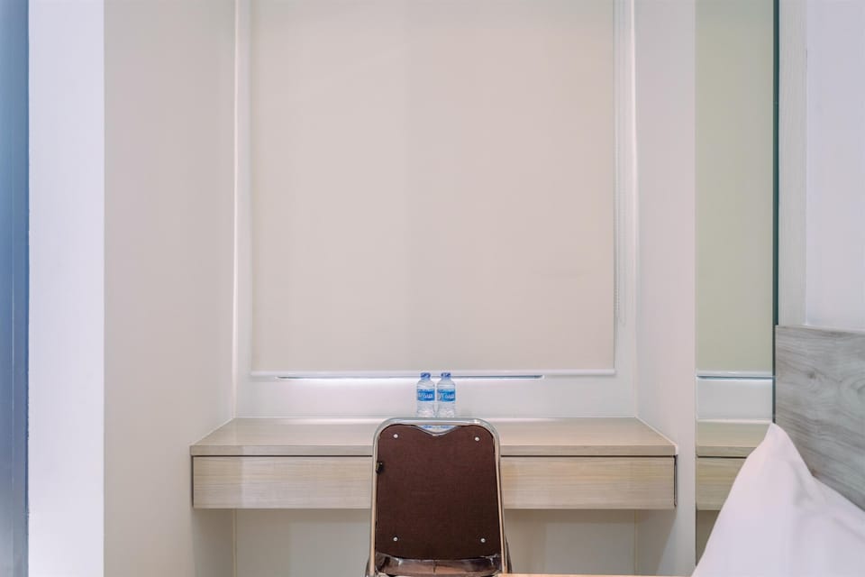 Studio | Desk