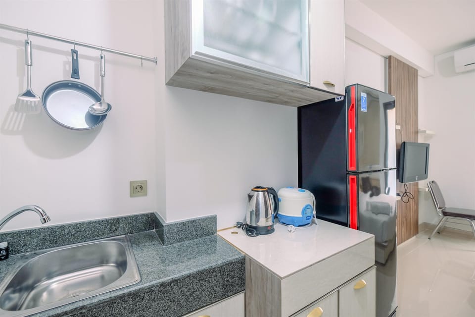 Studio | Private kitchen | Fridge, stovetop, rice cooker