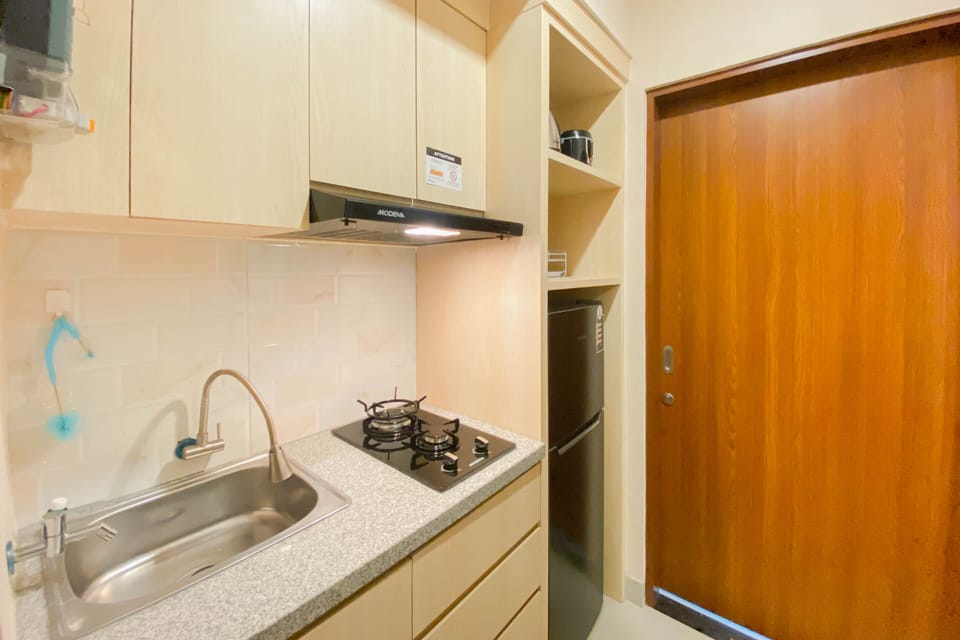 Apartment | Private kitchen | Fridge, stovetop, rice cooker