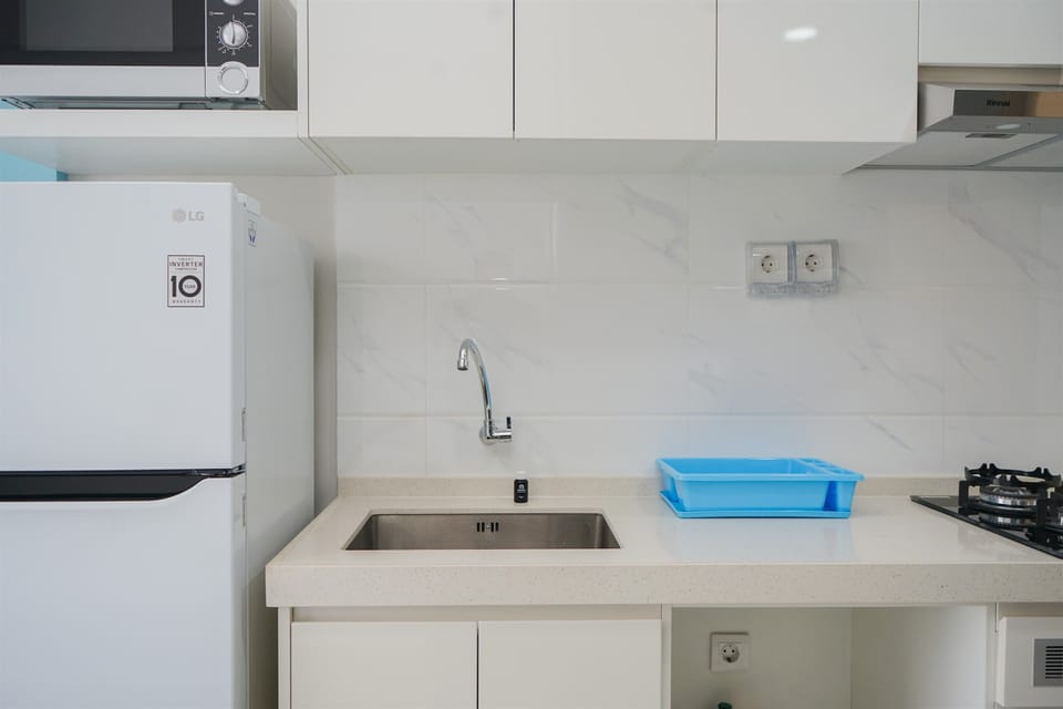 Studio | Private kitchen | Fridge, microwave, stovetop, rice cooker