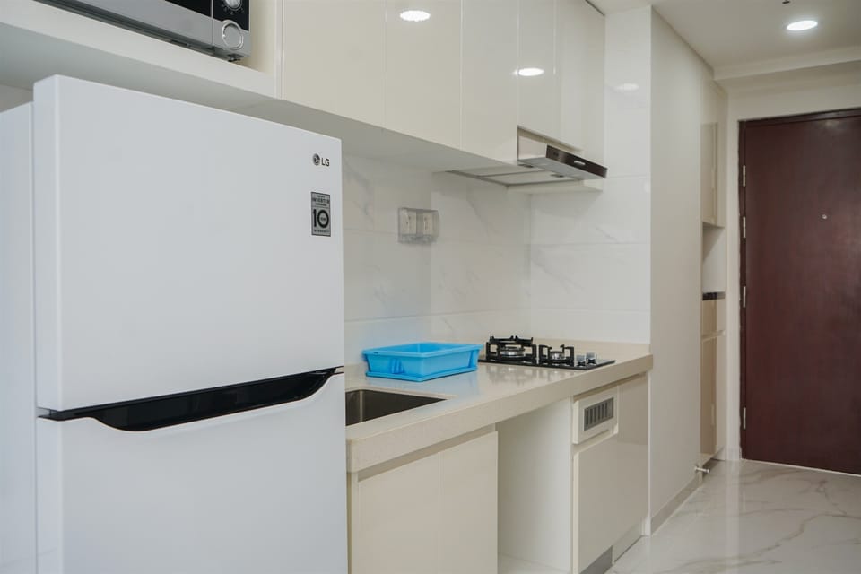 Studio | Private kitchen | Fridge, microwave, stovetop, rice cooker