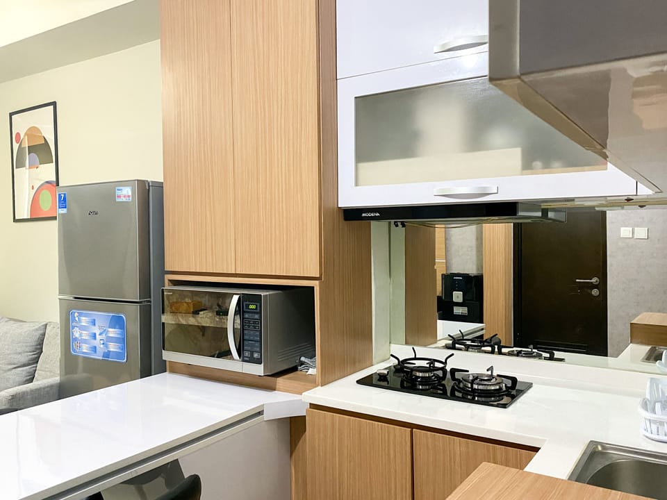 Apartment | Private kitchen | Fridge, microwave, stovetop, rice cooker