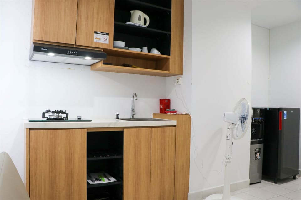Apartment | Private kitchen | Fridge, stovetop, rice cooker