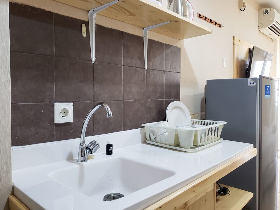 Studio | Private kitchen | Fridge, stovetop, rice cooker
