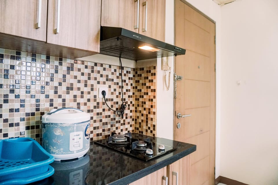 Apartment | Private kitchen | Fridge, stovetop, rice cooker