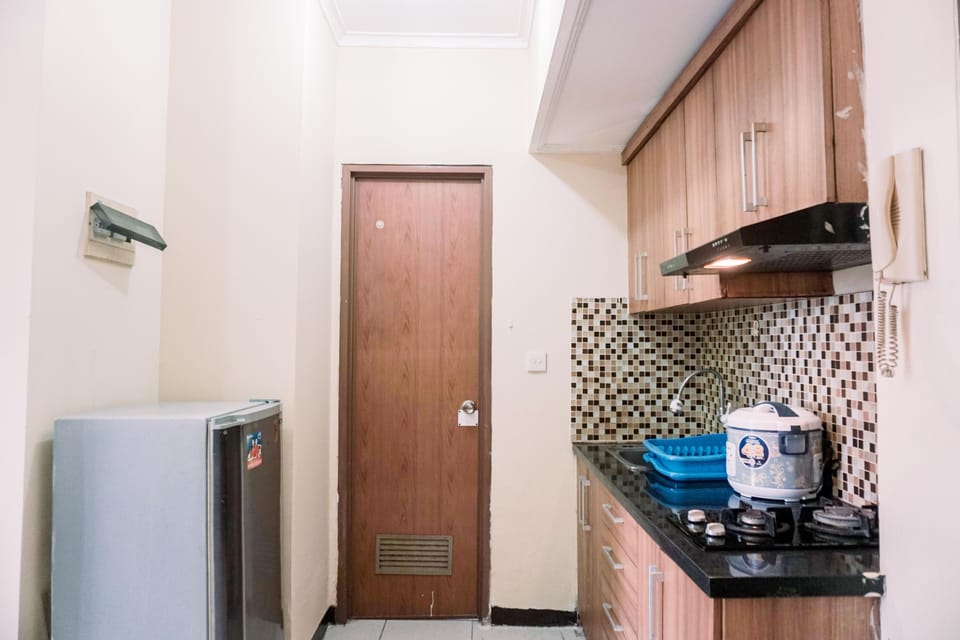 Apartment | Private kitchen | Fridge, stovetop, rice cooker