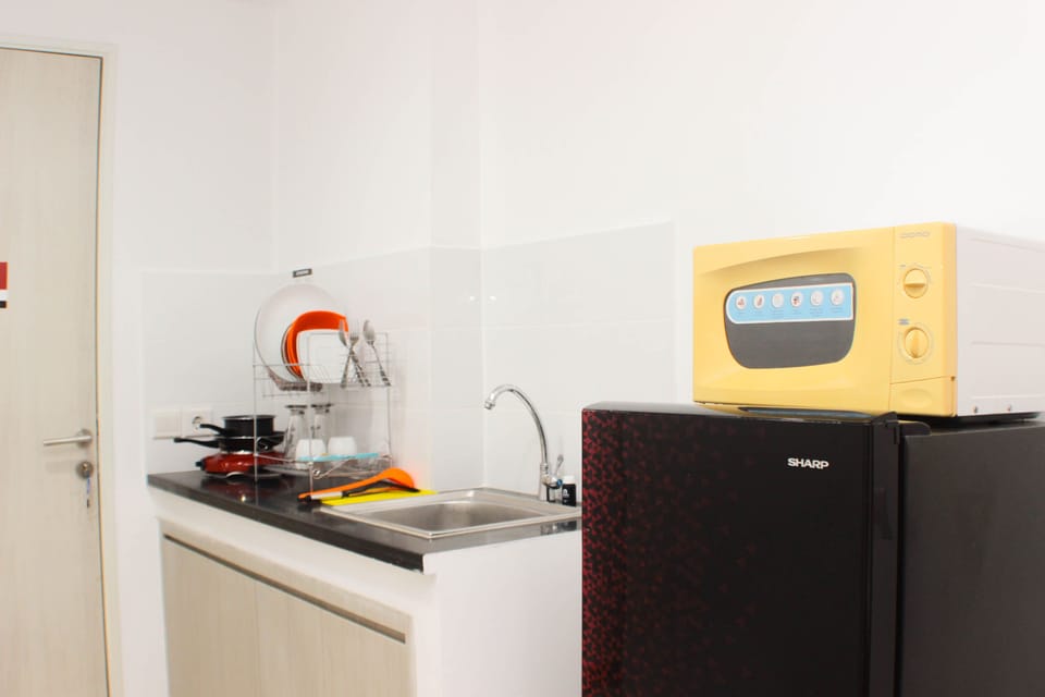 Studio | Private kitchen | Fridge, microwave, stovetop, rice cooker