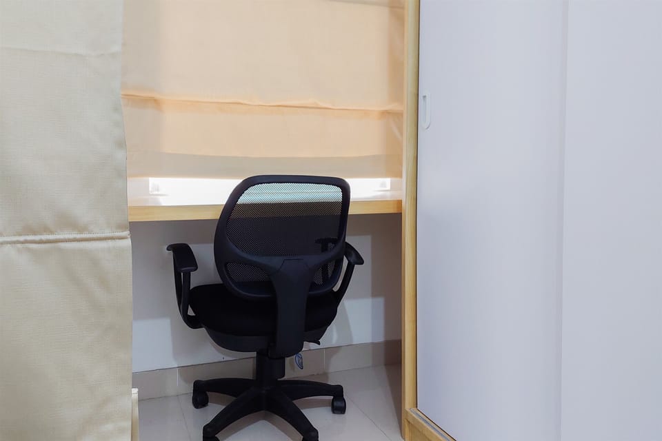 Studio | Desk, free WiFi