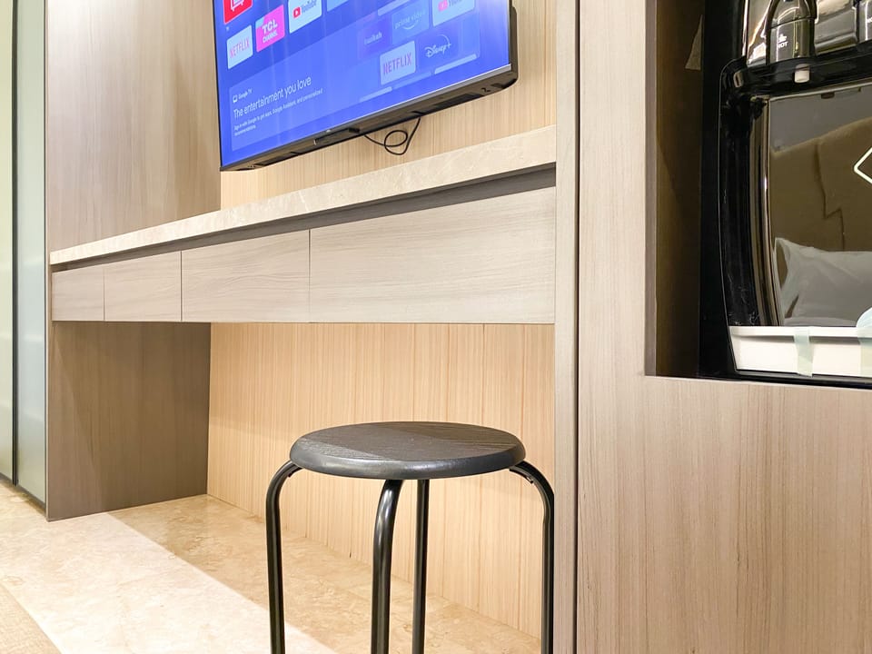Studio | Desk, free WiFi