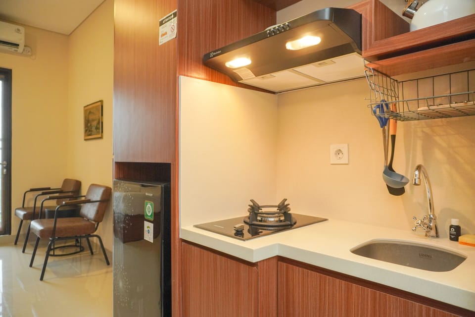 Studio | Private kitchen | Fridge, stovetop, rice cooker