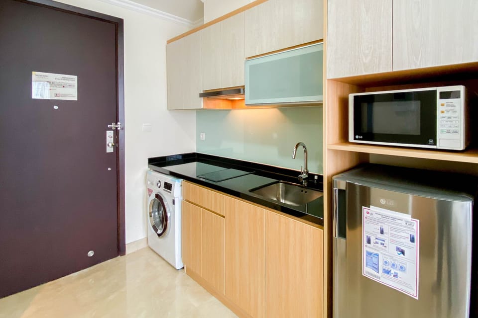 Studio | Private kitchen | Fridge, microwave, stovetop, rice cooker