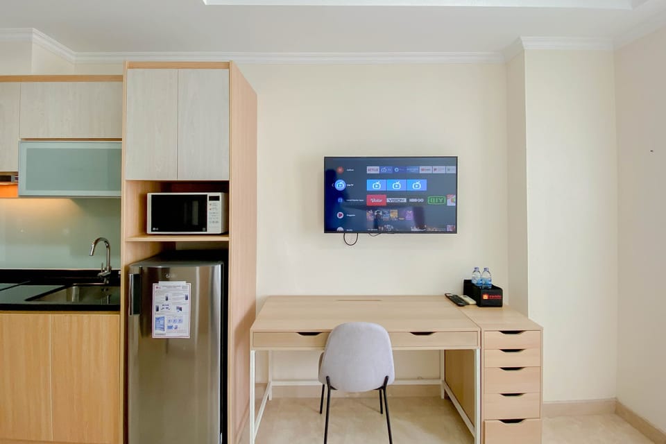 Studio | Desk, free WiFi