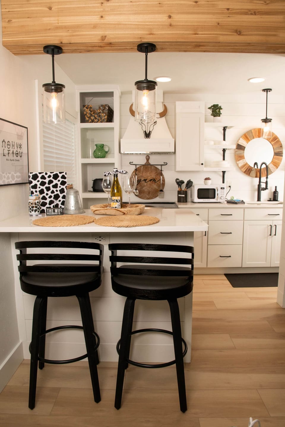 Dining/Kitchen