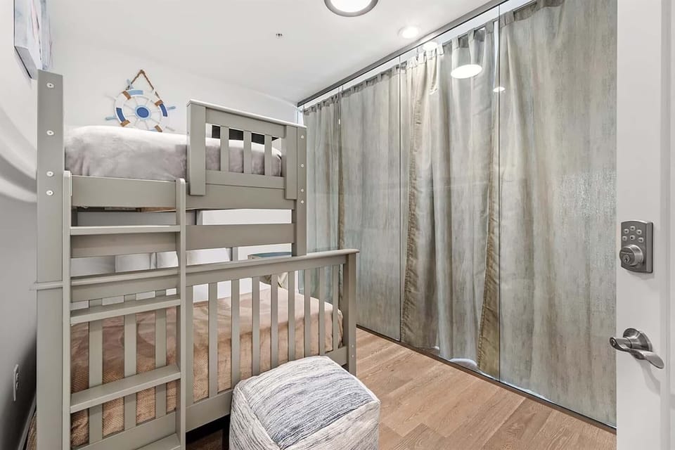 Bunk room