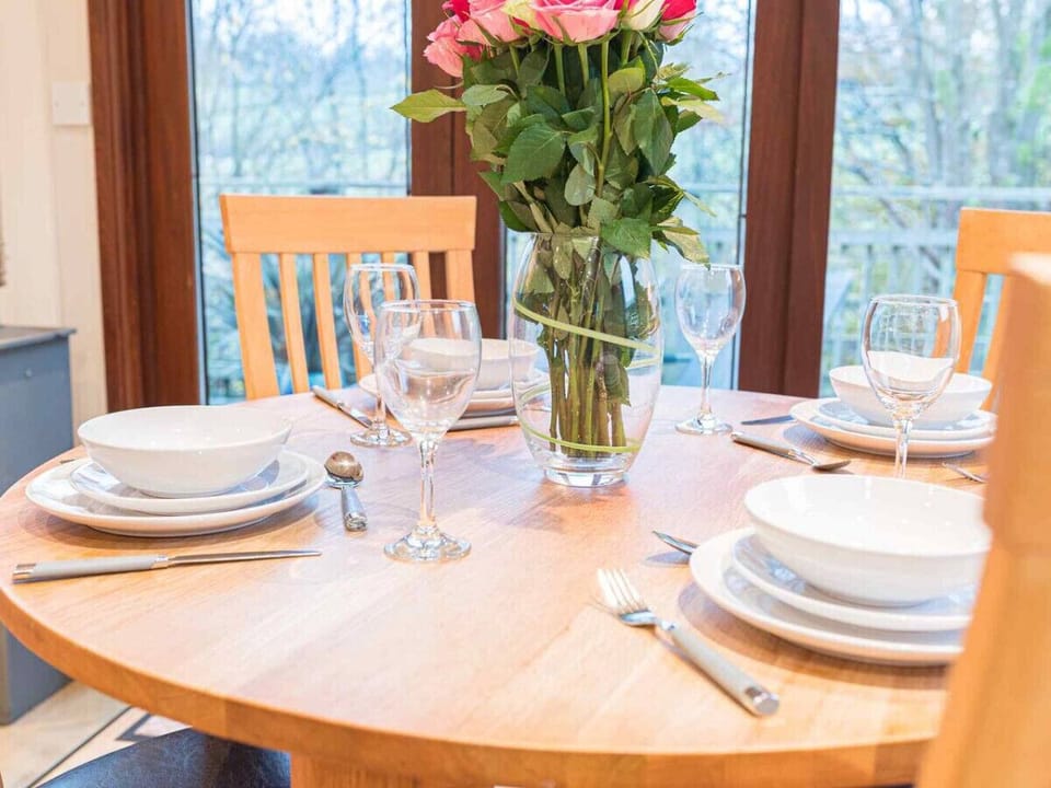 Cutlery, crockery and glassware provided