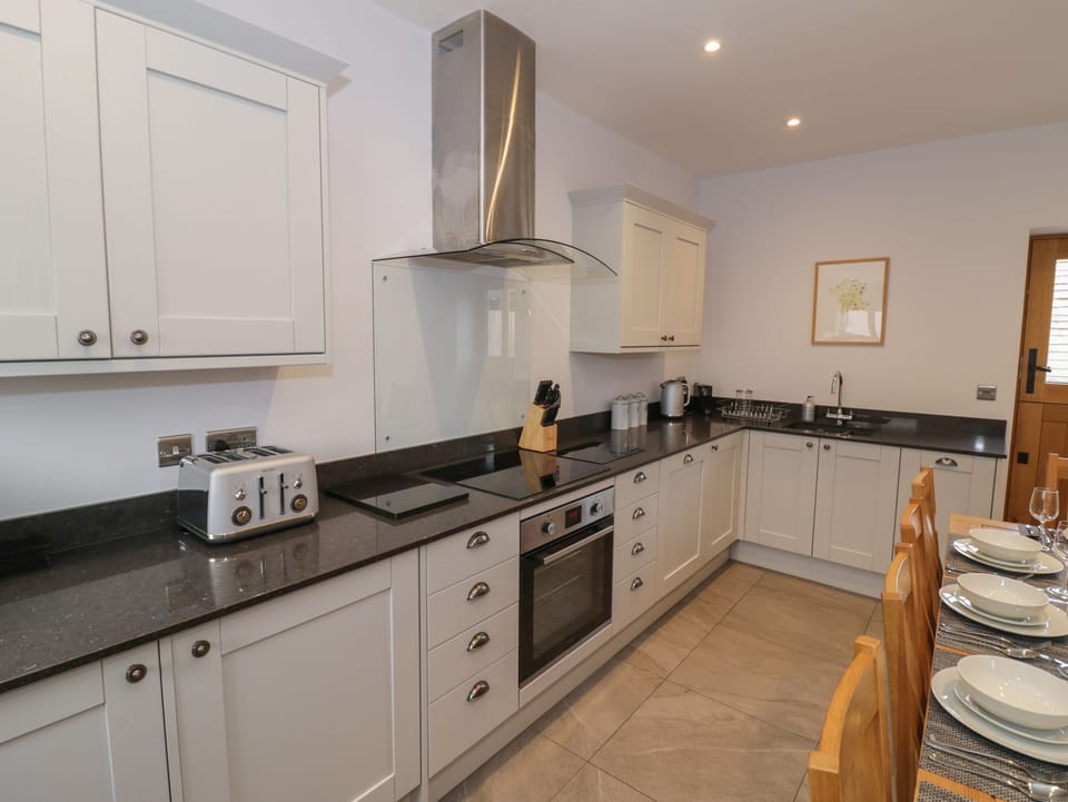 Fridge, dishwasher, electric kettle, toaster