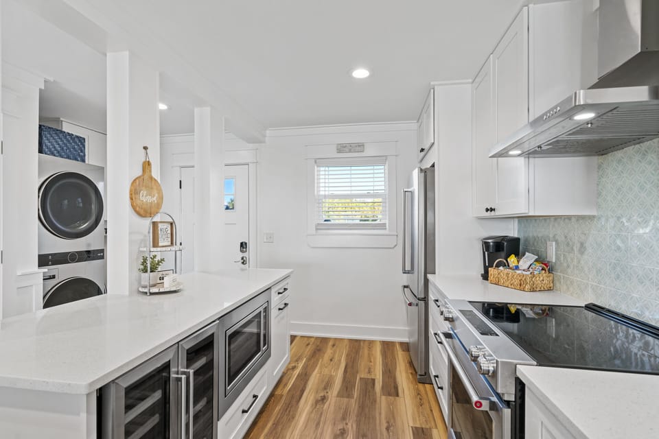 Large Open Concept Kitchen