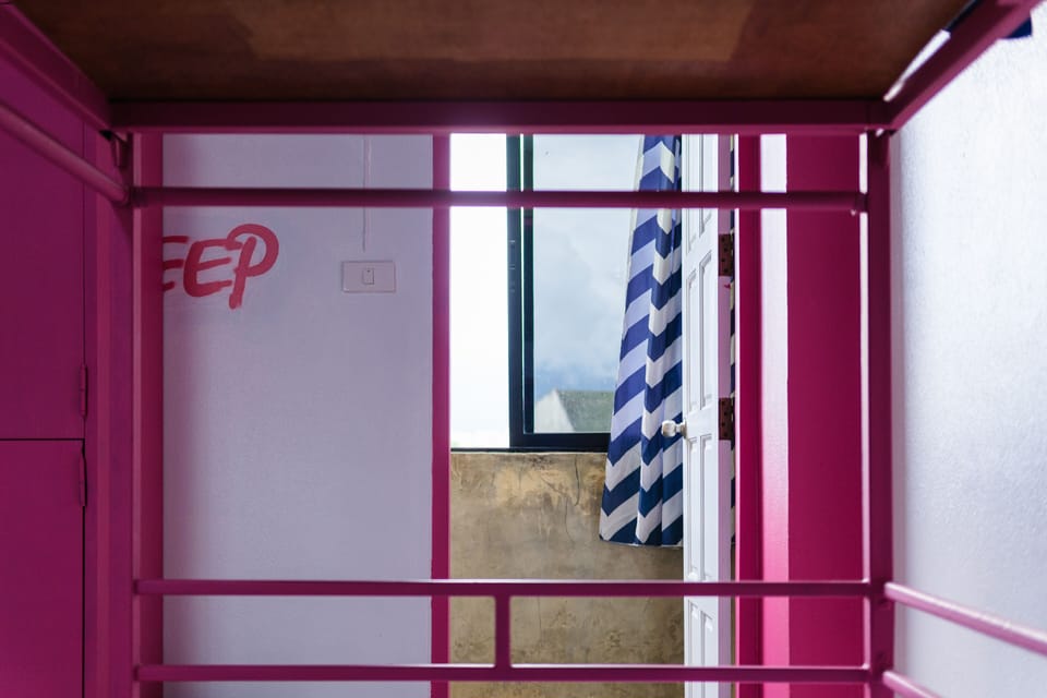 Premier Shared Dormitory, Mixed Dorm, Mountain View