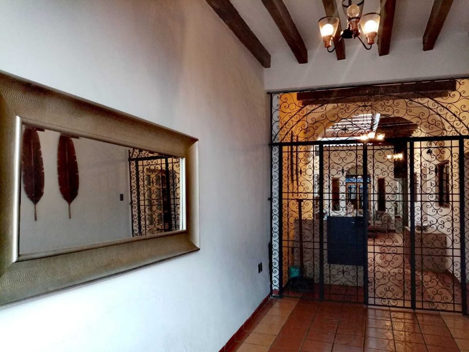 Room, 1 Bedroom | Property entrance