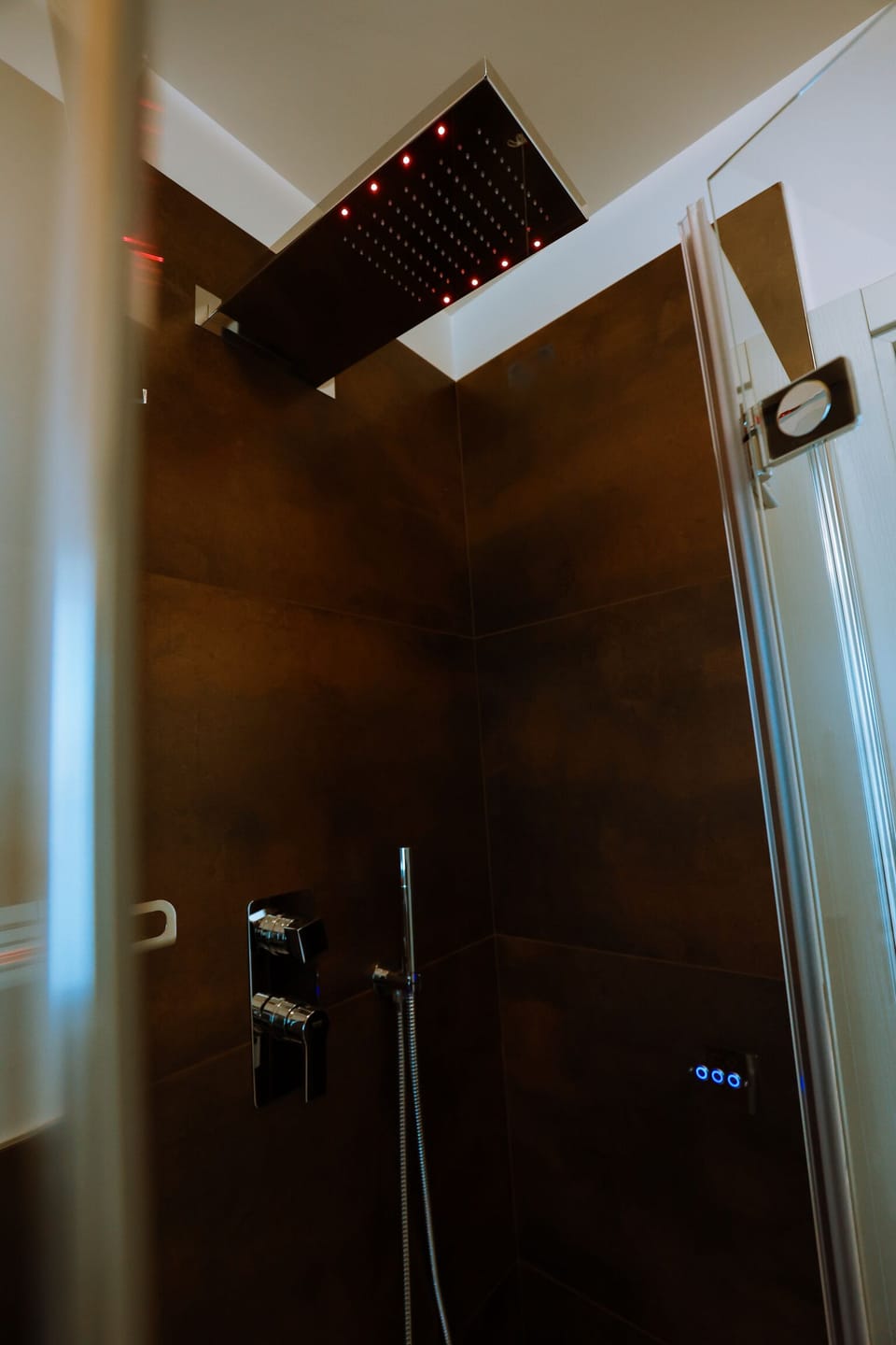 Deluxe Quadruple Room, Mountain View | Bathroom | Shower, rainfall showerhead, eco-friendly toiletries, hair dryer