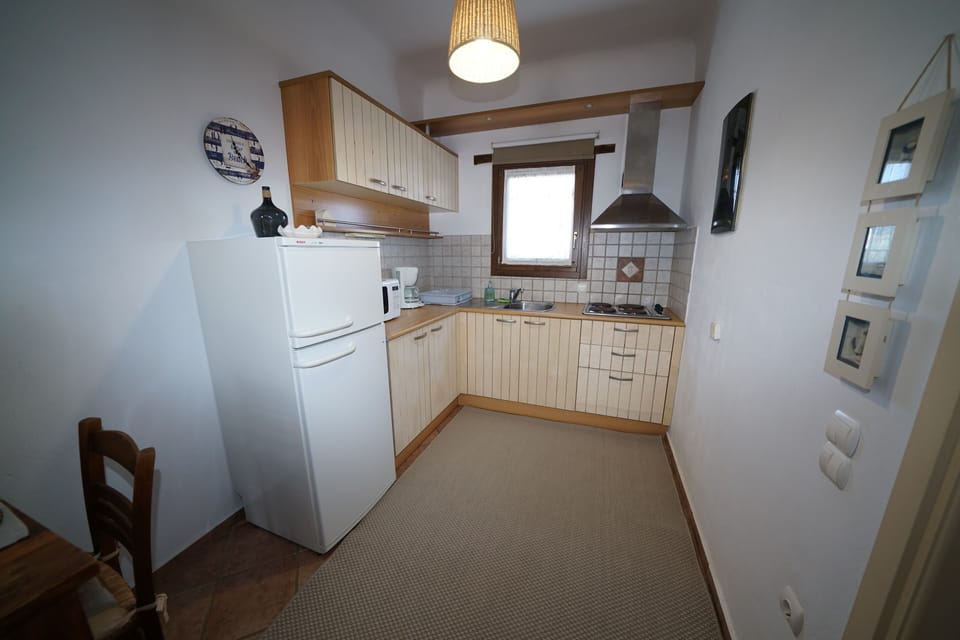 Exclusive Apartment | Private kitchen | Fridge, microwave, espresso maker, coffee/tea maker