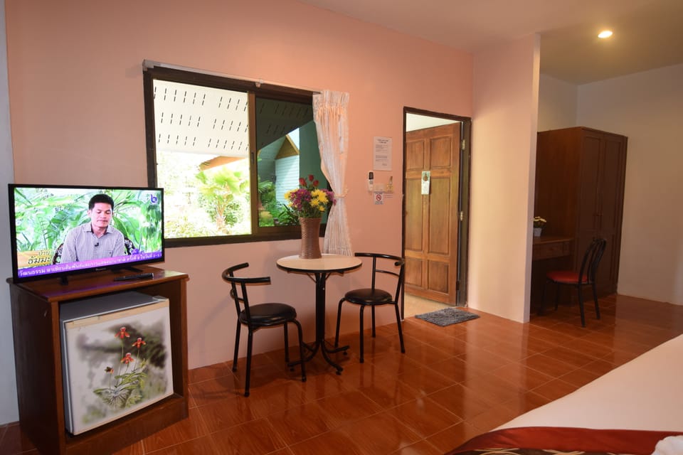 Superior Bungalow, 1 King Bed | Minibar, in-room safe, free WiFi