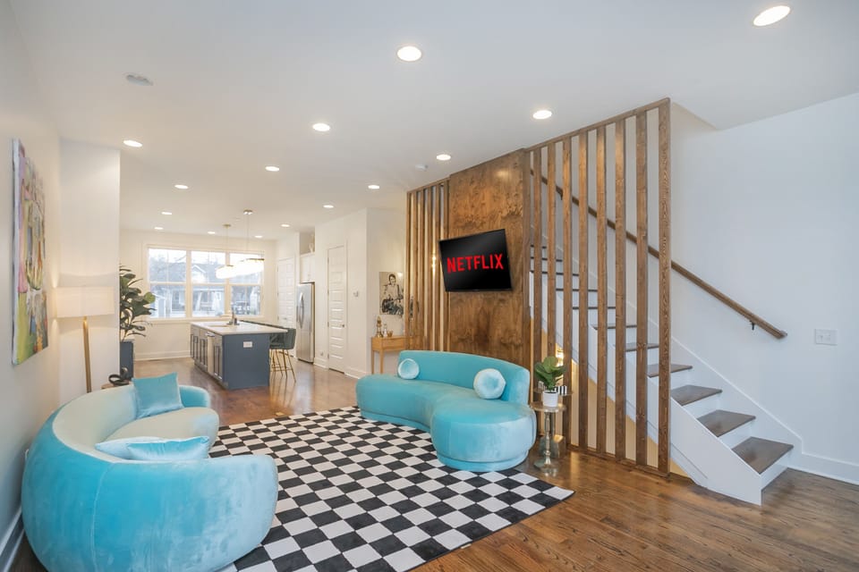 Living Room (Floor 2)