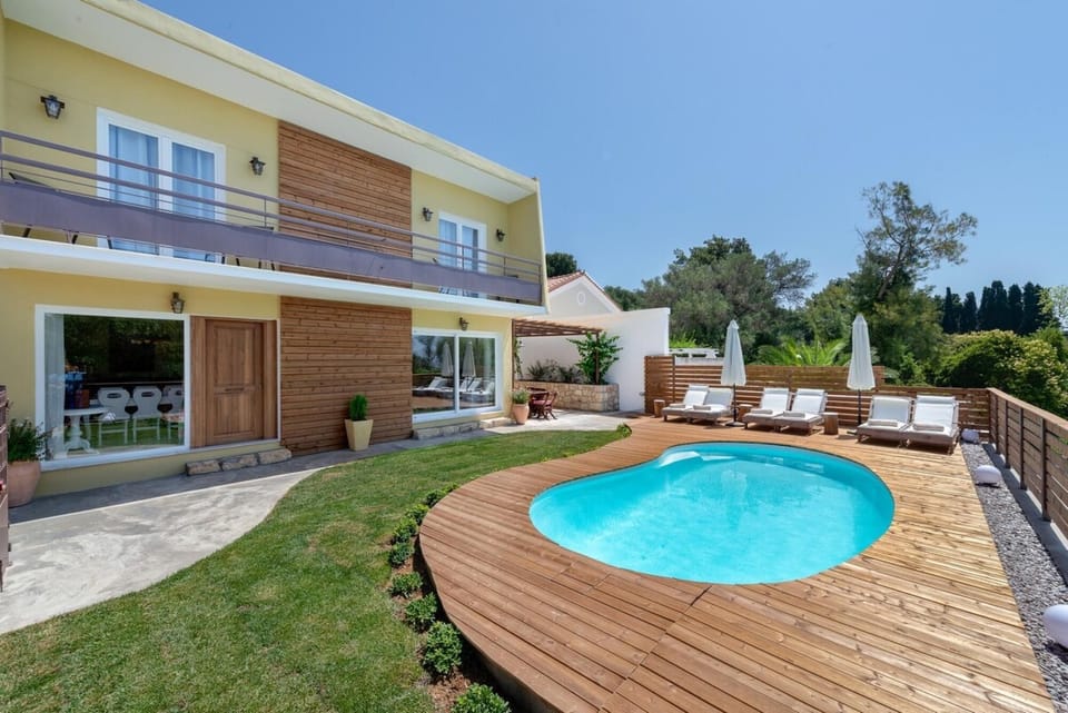House | 3 bedrooms, desk, soundproofing