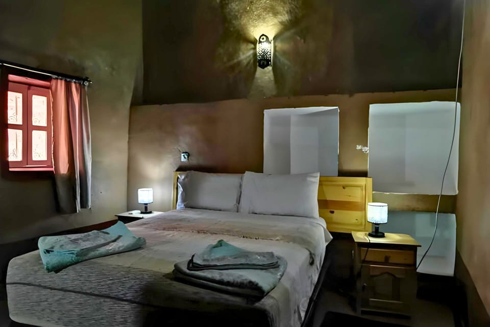 Traditional Room | Soundproofing, WiFi (free)