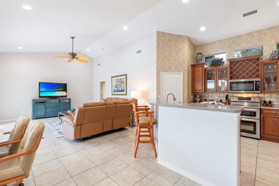 Kitchen family room