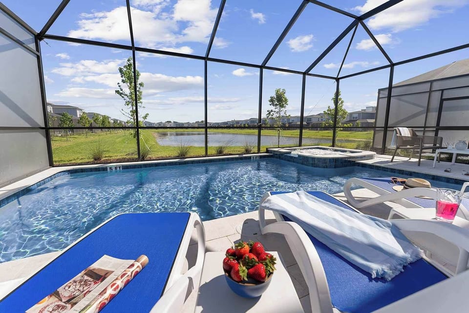 Private Pool & Patio
