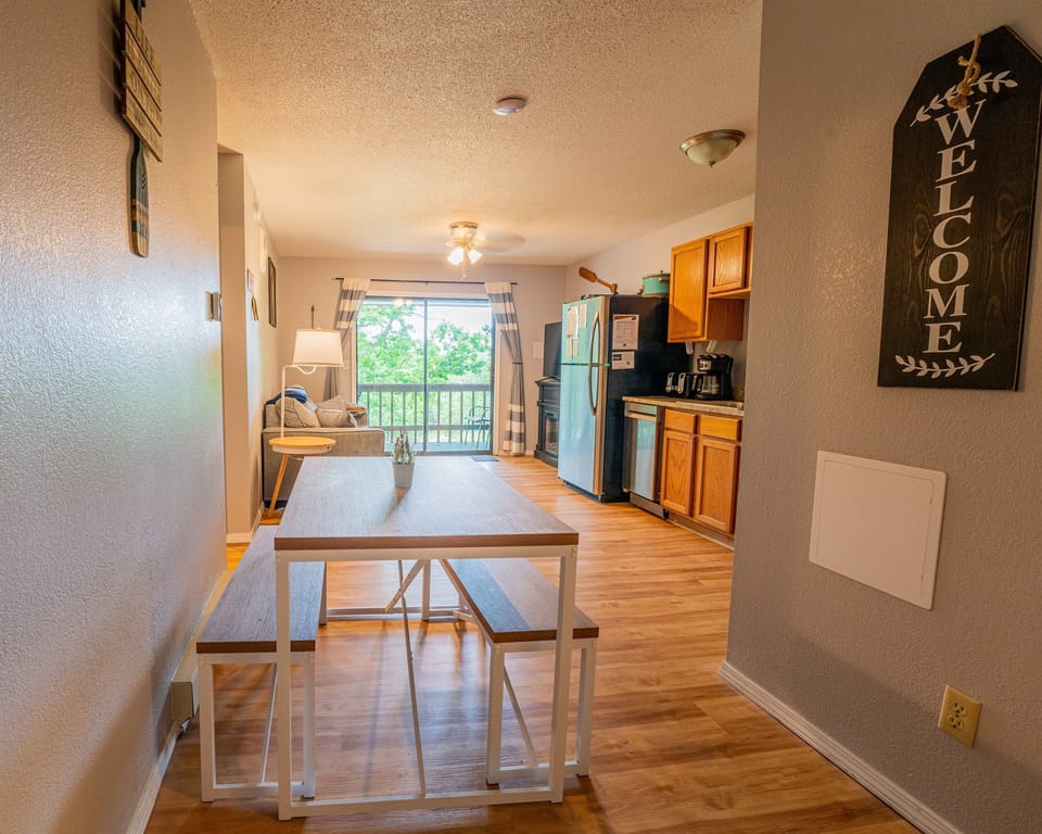 Step inside and enjoy your newly renovated and refurnished 2 bedroom 2 bathroom condo on Table Rock Lake