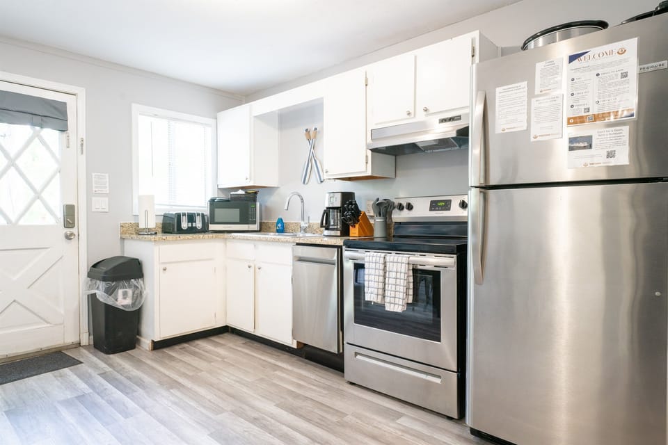 Fully stocked kitchen for meal cooking