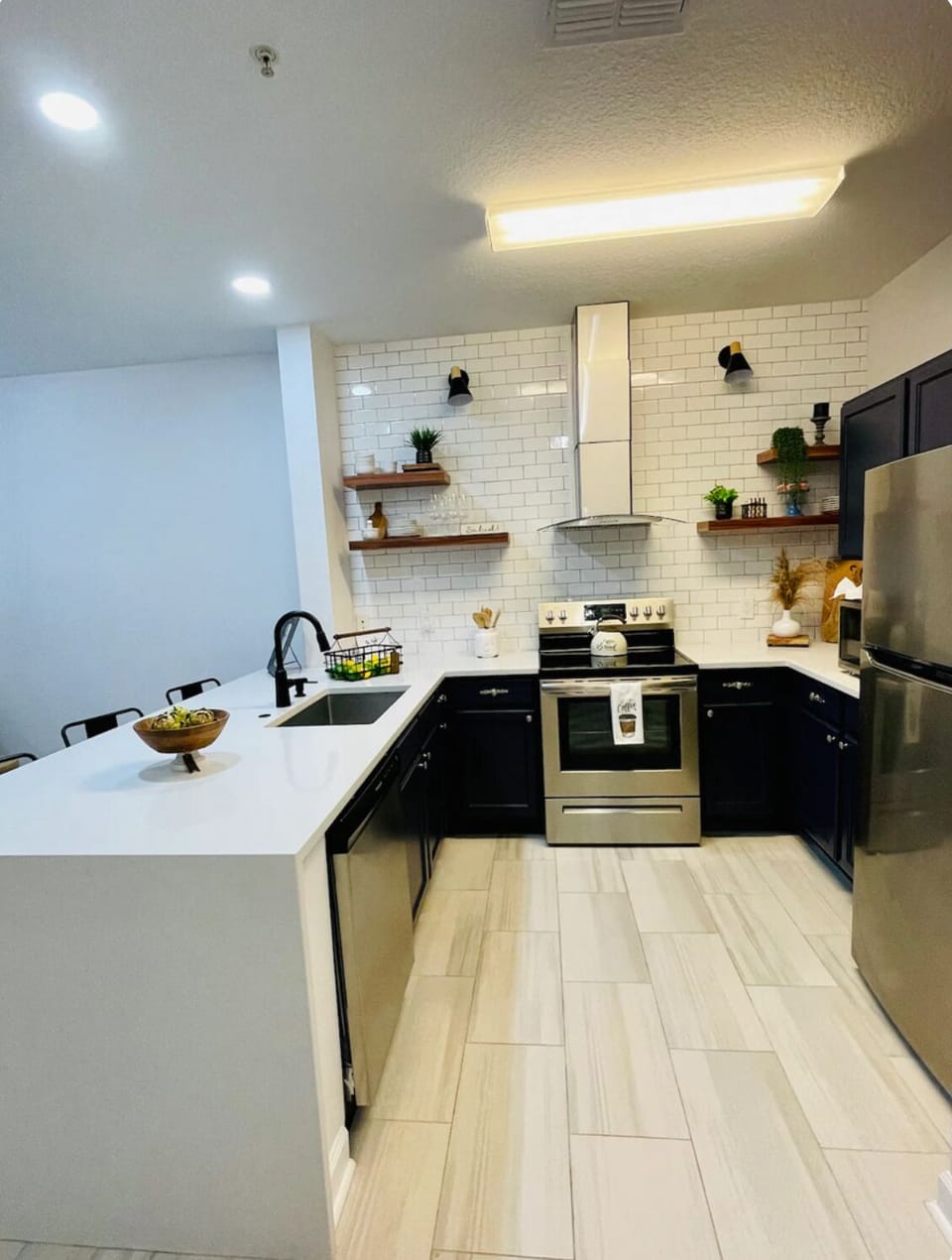 Dishwasher, Stove/Oven, Microwave & Refrigerator. 