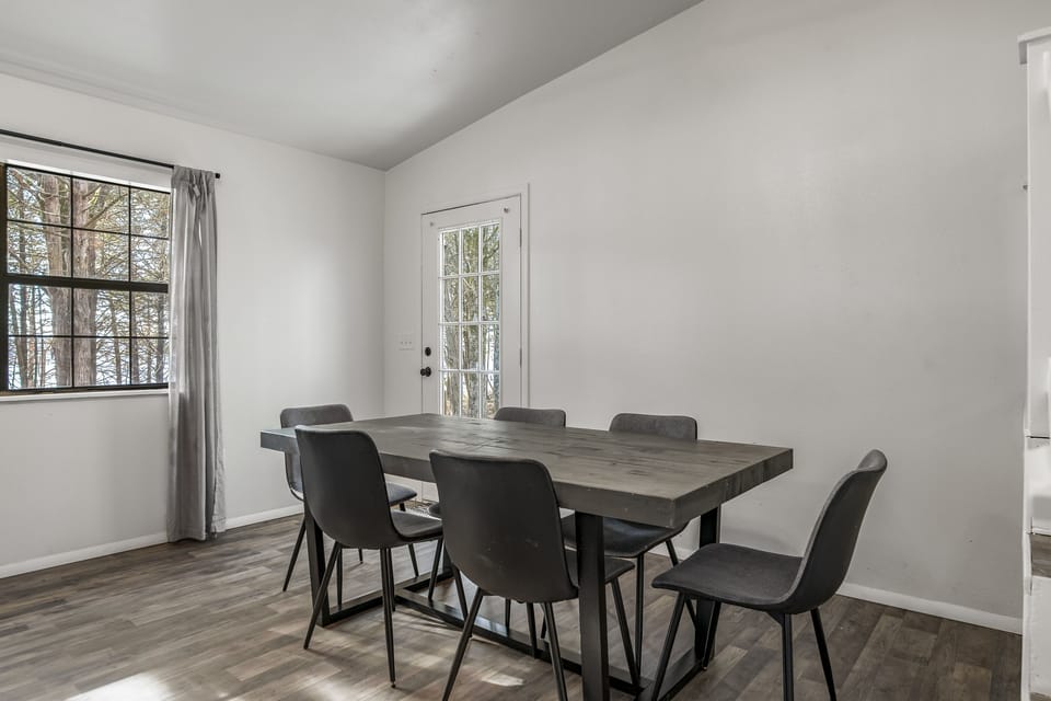 Eating area- main house 