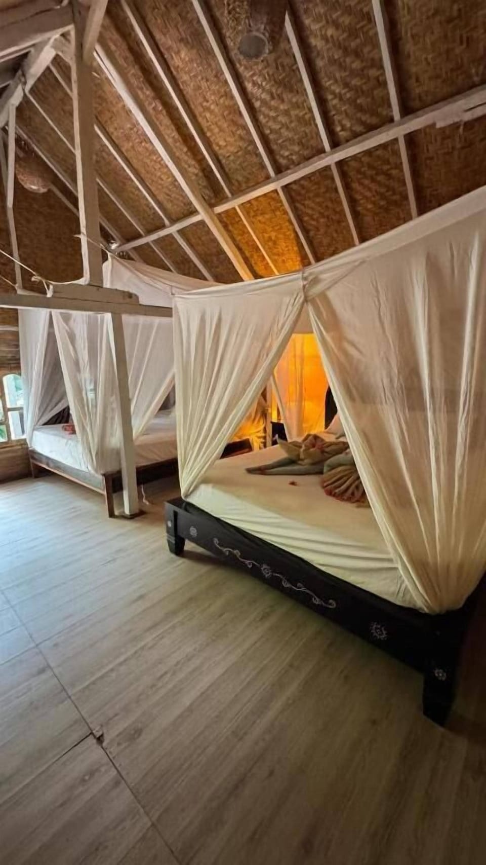 Standard Bungalow | Premium bedding, desk, laptop workspace, rollaway beds (surcharge)