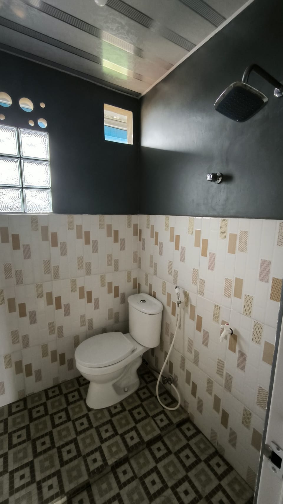 Family Suite | Bathroom