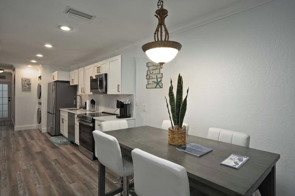Dining room table and full kitchen