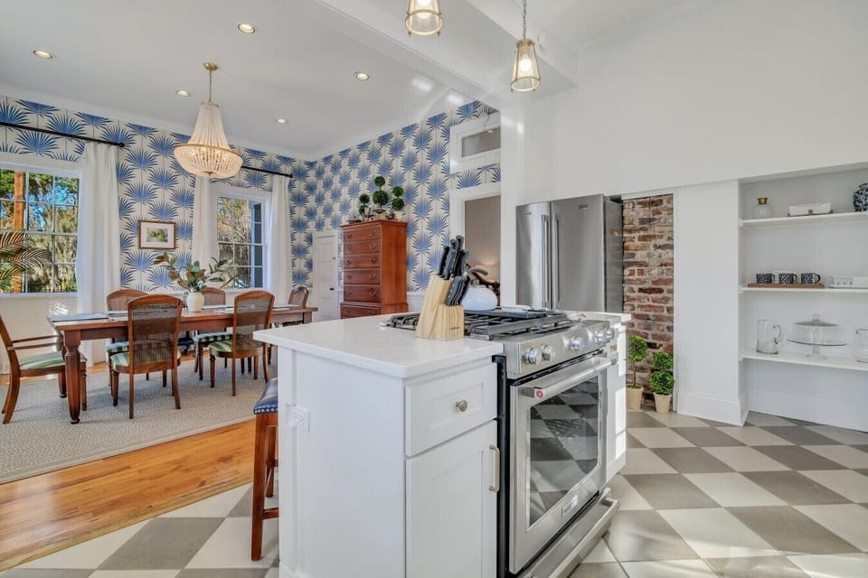 more kitchen